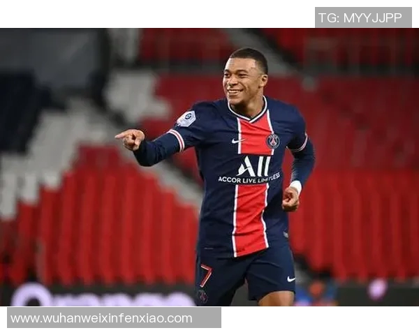 法甲足球明星盘点：谁是赛场上的璀璨巨星与传奇人物